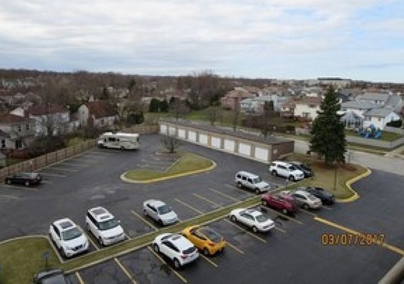 4th image of 5 E Carriageway Dr APT Penthouse 09