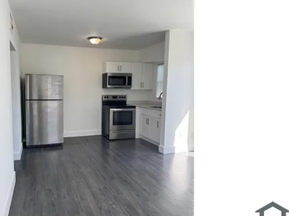 2150 NW 24th St #1, Miami, FL 33142