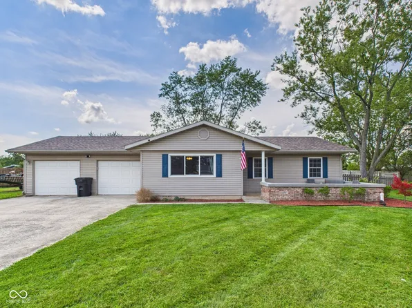 121 Woodland Dr, Hartford City, IN 47348