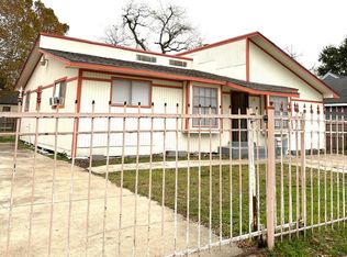 7305 Hemlock St, Houston, TX 77012