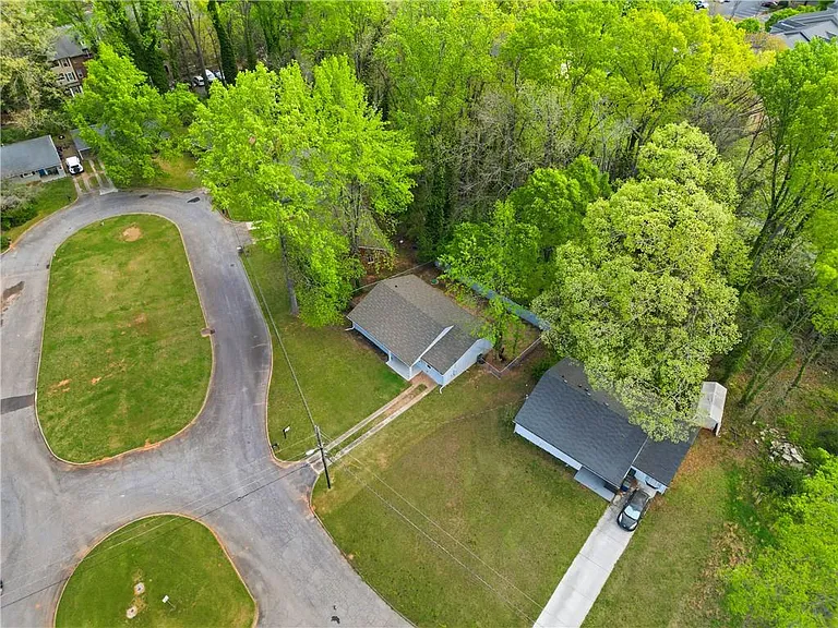 1735 Carter Ave — Photo 32