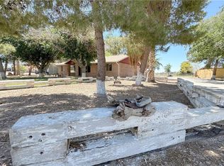 2025 Whipple Ave, Moapa Valley, NV 89021