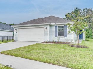 658 Panther Lake Pkwy, Jacksonville, FL 32221