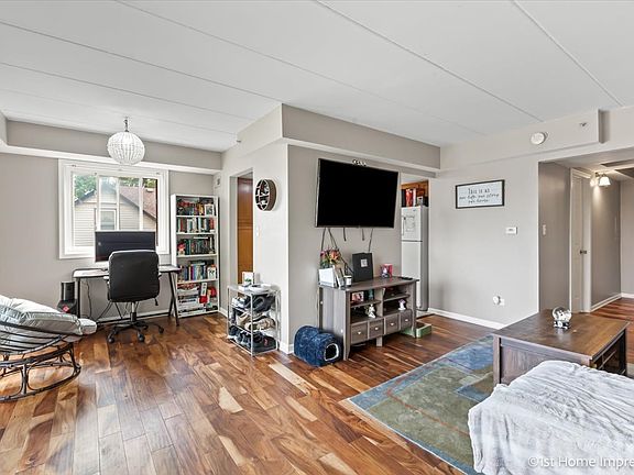 4th image of 6323 175th St APT 2E