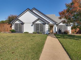 5200 Park Lake Ct, Sachse, TX 75048