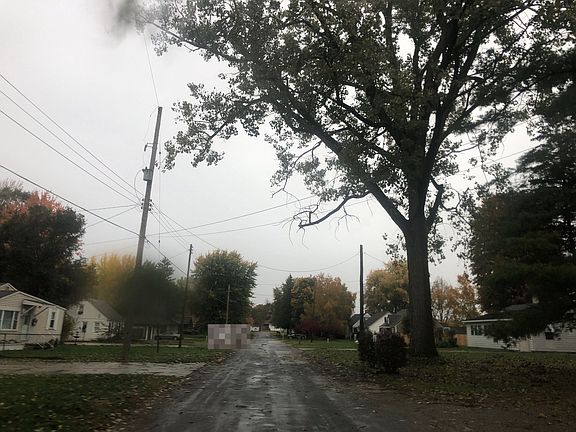 4th image of 4166 Pineport St