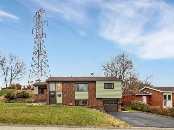 911 Quaker Dr, North Huntingdon, PA 15642