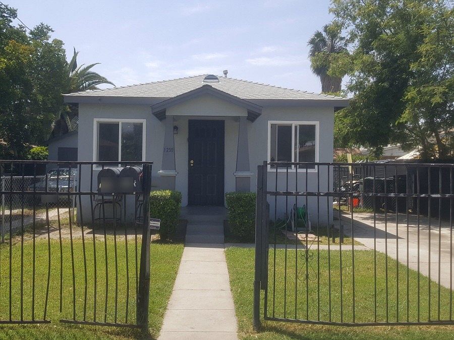 1st image of 1255 W 6th St