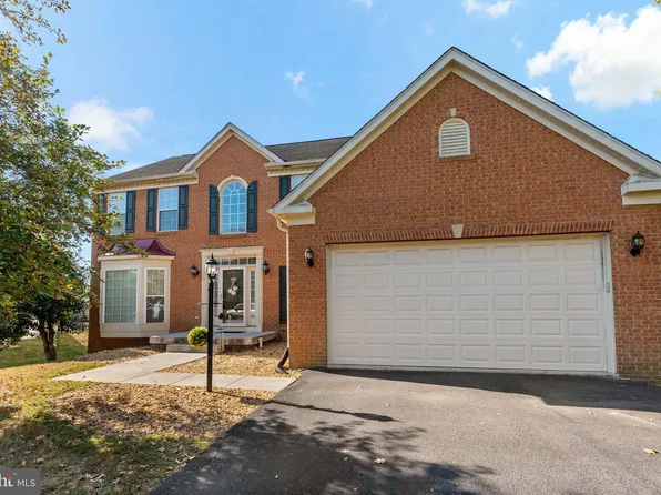 79 Maddex Farm Dr, Shepherdstown, WV 25443