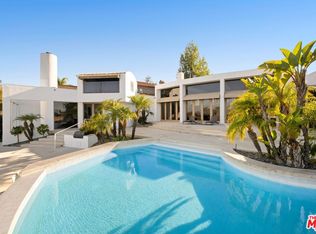11975 Crest Pl, Beverly Hills, CA 90210