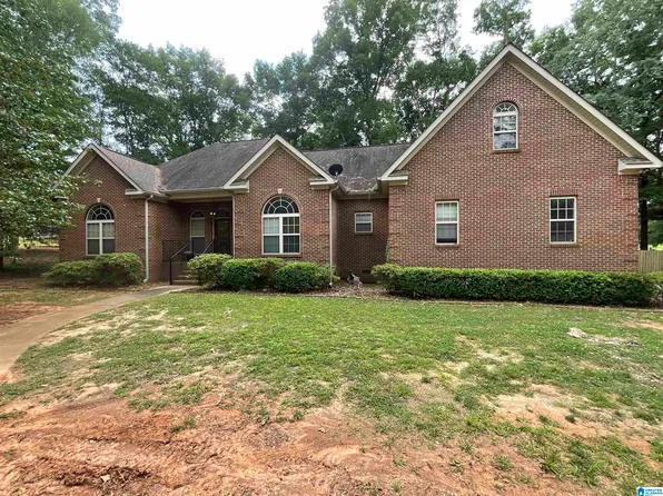 112 Woodland Dr, Childersburg, AL 35044