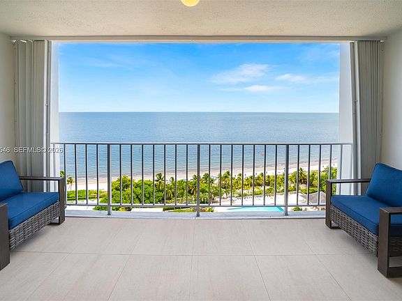 5th image of 881 Ocean Dr APT 16F
