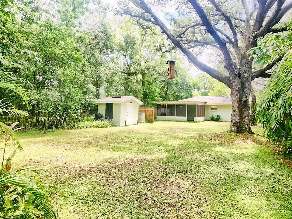 1919 Azalea Ave