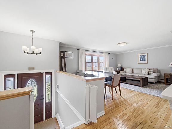 4th image of 214 Ralph Avenue