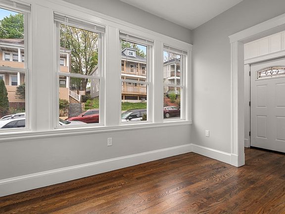 2nd image of 21-23 Westmore Rd
