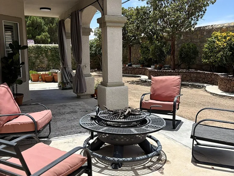 2313 Passage Pl — Photo 30