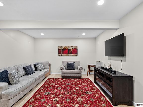 5th image of 6508 N 148th St