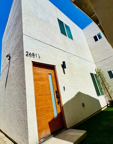 2681 Pomeroy Ave #1/4 — Photo 1