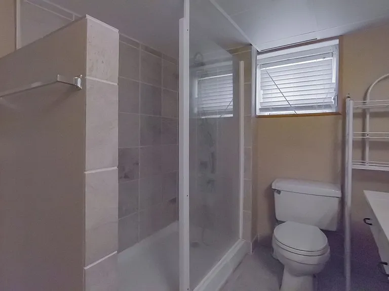 220 W Madison St — Photo 15
