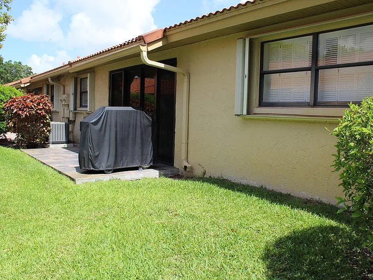 4525 Nutmeg Tree Ln — Photo 11