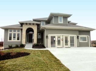 12009 W 164th St, Overland Park, KS 66062