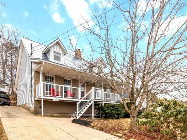 5 Rossi Dr, Dartmouth, NS B2X 3L5