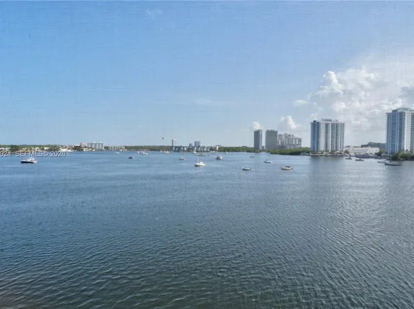 3000 Marcos Dr APT P612, Aventura, FL 33160