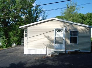 5 San Bar Dr, Lake Hopatcong, NJ 07849