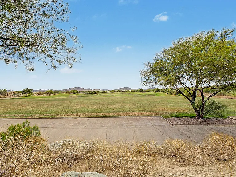 1676 W Morse Dr — Photo 47