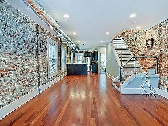 4th image of 851 Jefferson Ave