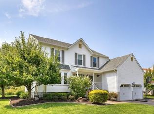 25 Crowel Rd, Hillsborough, NJ 08844