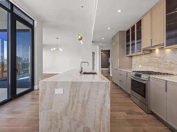 262 9th Street image 6 of 37