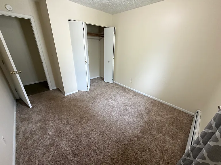 305 Cindy Dr #A — Photo 13