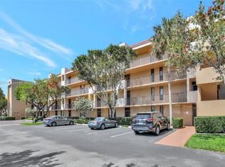 6239 Coral Lake Dr #403, Margate, FL 33063