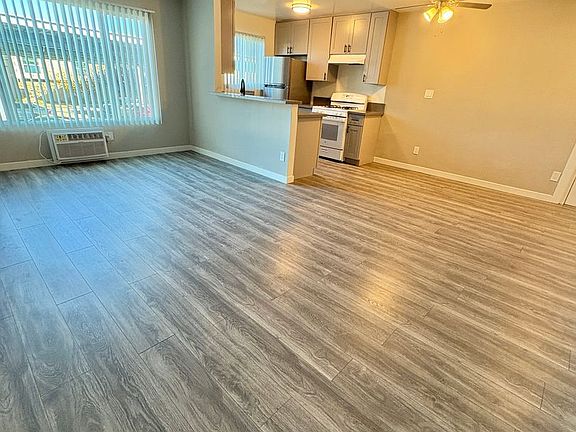 2nd image of 18521 Prairie St #216