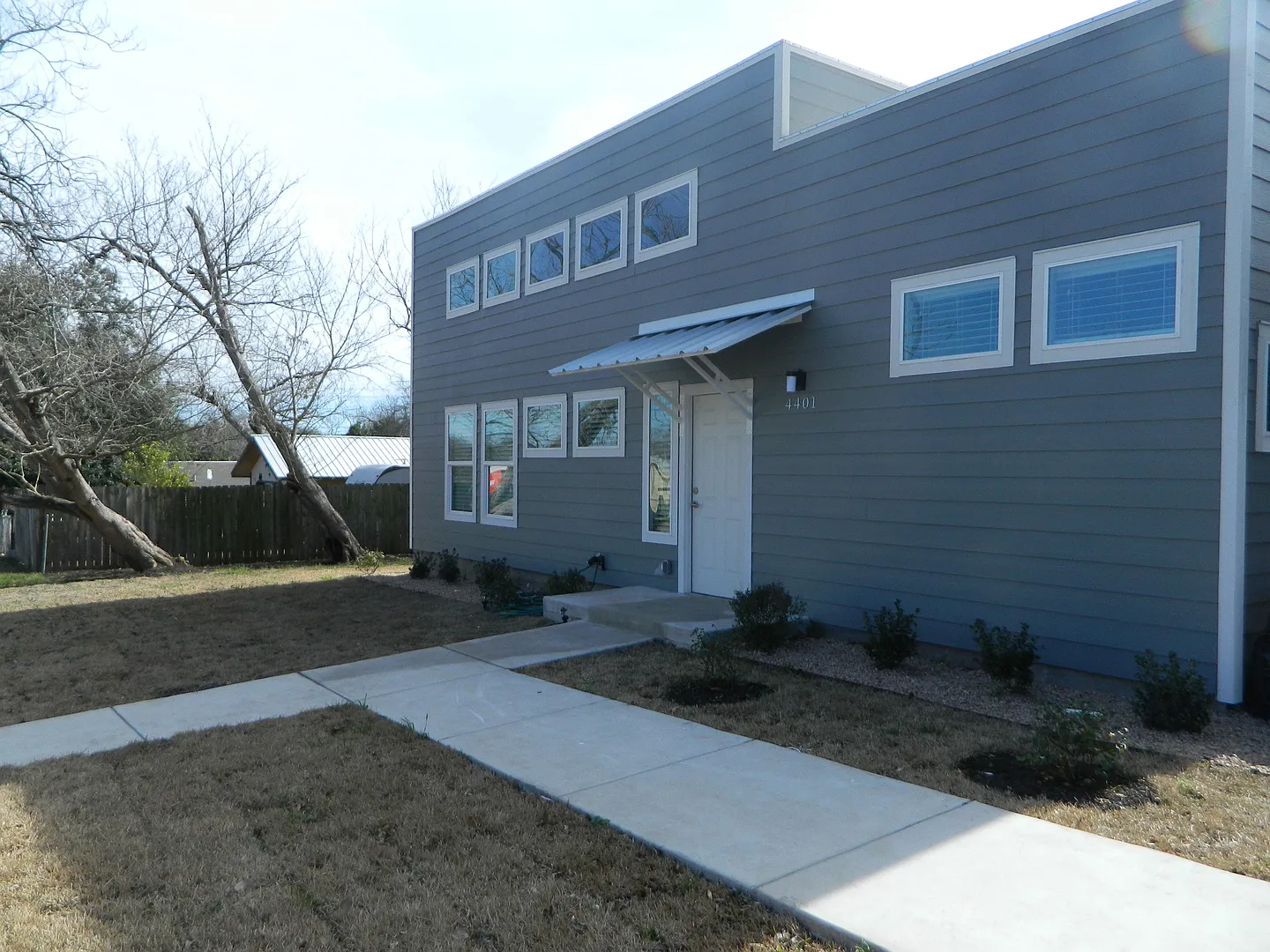 Engelhardt Properties2 (4401 Hank Ave) — Photo 1