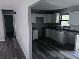 605 E Maple St, Harrisburg, SD 57032