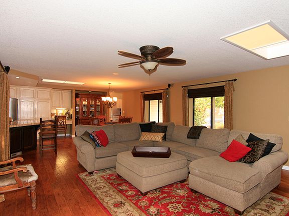 5th image of 2095 Bandos Ln