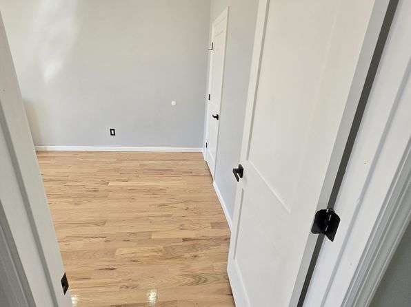 236 Fulton Ave Floor 2