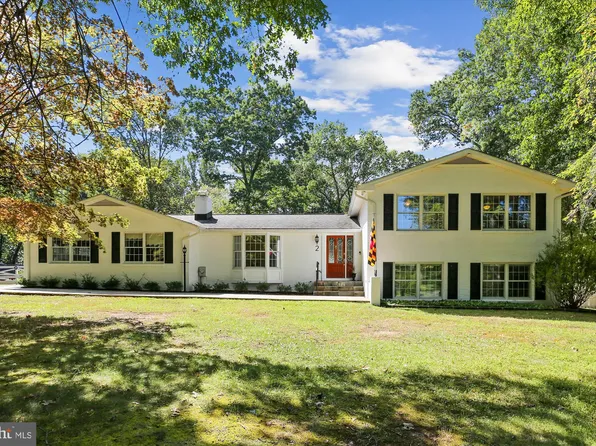 2 Griffith Ct, Gaithersburg, MD 20882