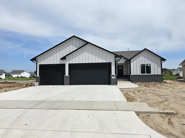 10890 W Sondra St, Maize, KS 67101