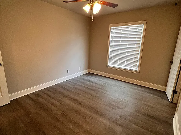 4048 Winfield Ave — Photo 11