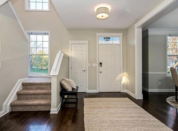 3rd image of 5077 Turner Close