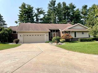 15700 Sunrise Trl, Granger, IN 46530