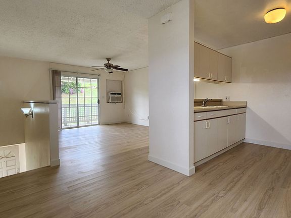 5th image of 91-1062 Makaaloa St #12E
