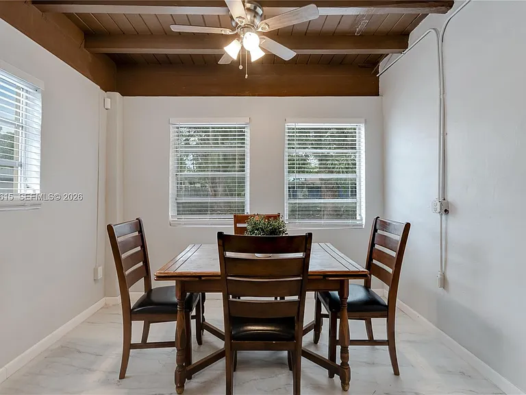 6531 SW 57th Pl — Photo 9