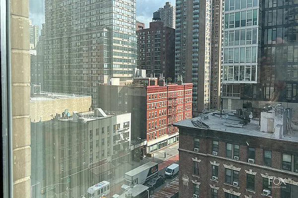 Rented by Fox Residential Group | media 18