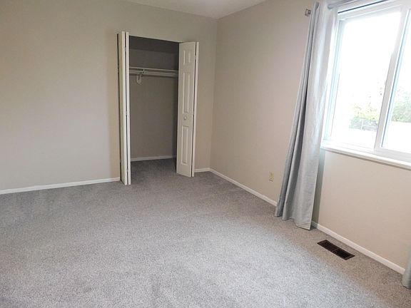5th image of 2901 Dawn Dr Unit 1