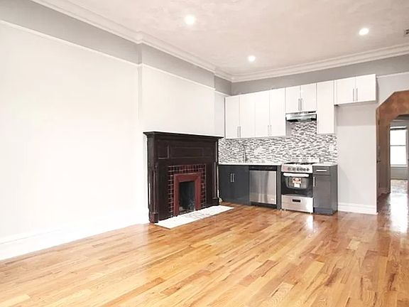 3rd image of 229 Washington Ave APT 4