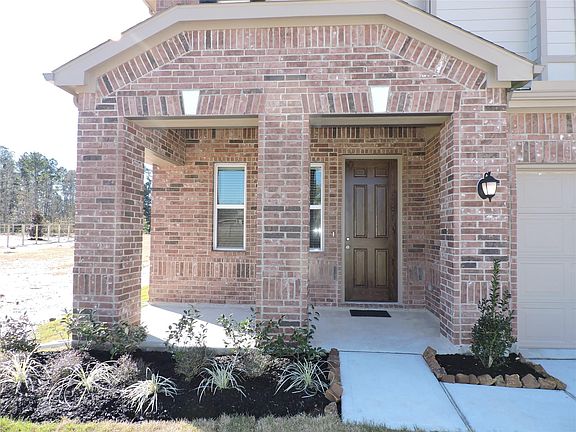 3rd image of 1164 Littleton Ct